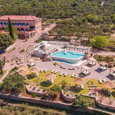 Hotel Kanajt 4*