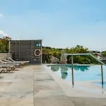 Kanajt 호텔 4*