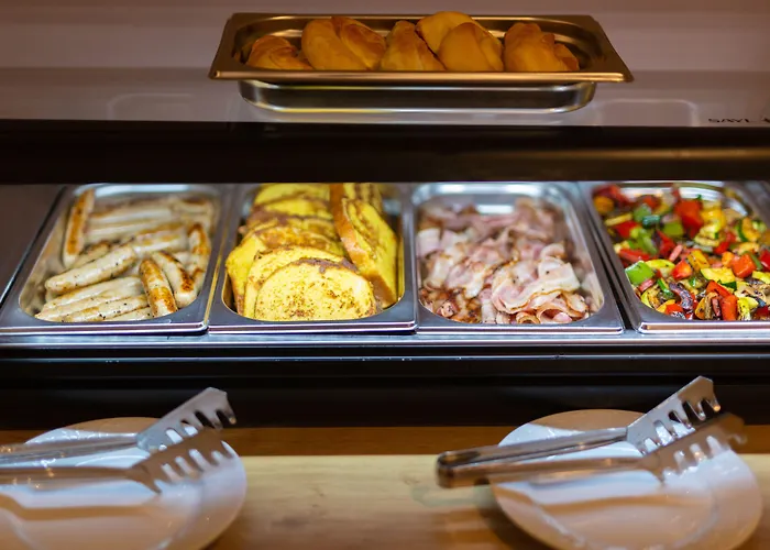 卡纳吉特酒店 4* 普纳特